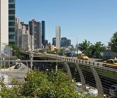 Самые опасные мосты Америки: NY Route 907L (FDR Drive) через 34-ю улицу