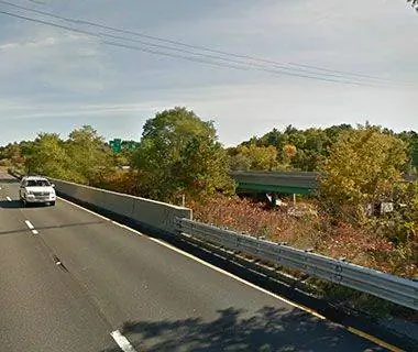 Самые опасные мосты Америки: I-495 NB над заброшенной железной дорогой