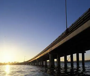 Самые опасные мосты Америки: SR 520 над озером Вашингтон