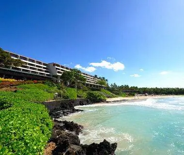 Лучшие отели на Гавайях: Mauna Kea Beach Hotel