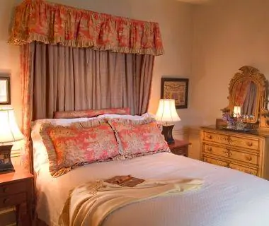 Самые романтичные отели Америки: Old Edwards Inn and Spa