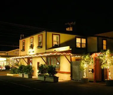 Самые романтичные отели Америки: Paia Inn