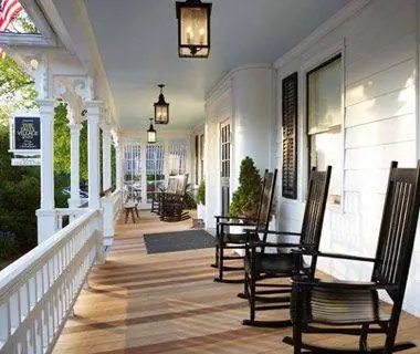 Самые романтичные отели Америки: Falls Village Inn