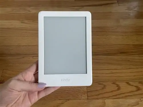 Этот Kindle позволил мне прочитать более 100 книг в прошлом году во время путешествий. Теперь я не буду приключения без него