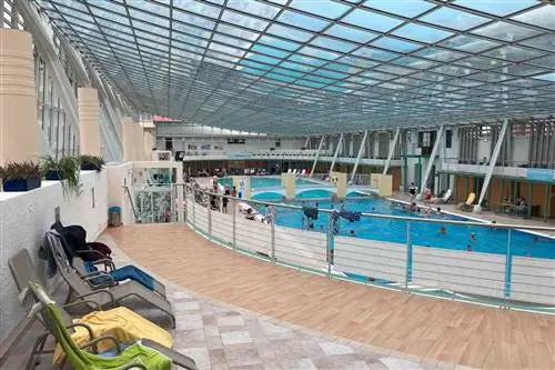 Интерьер термального спа-центра Baden bei Wien