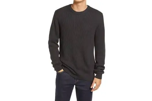 Мужской свитер в рубчик с круглым вырезом