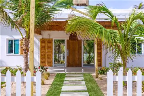 Главный вход в виллу Seahorse в курортном спа-отеле Palm Island в Гренадинах.