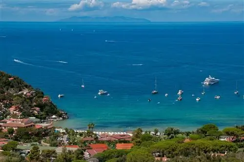 Остров Эльба, Портоферрайо, пляж Биодола, Италия