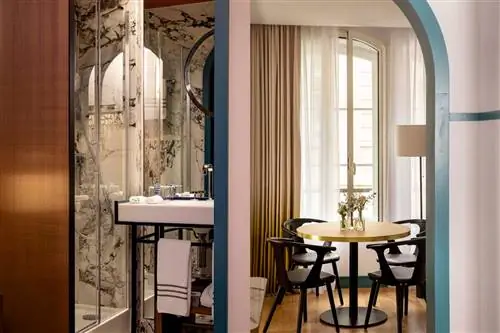 Информация о номерах отеля HoÌtel Bel Ami в Сен-Жермен-де-Пре