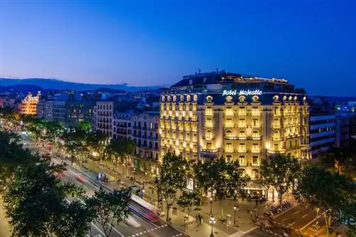 Внешний вид Majestic Hotel & Spa Barcelona Passeig de Gracia