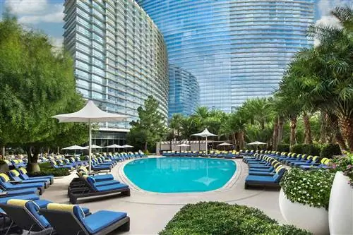 Sky pool, Liquid at Aria, Aria Resort & Casino