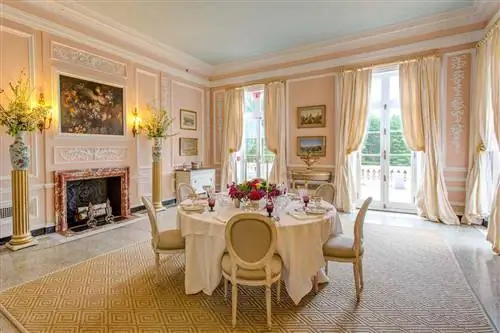 Столовая на горе, Эдит Уортон