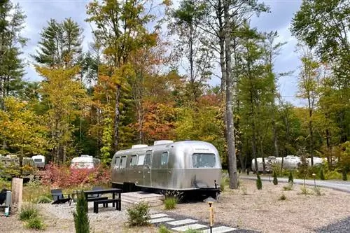 Автокемп Catskills осенью