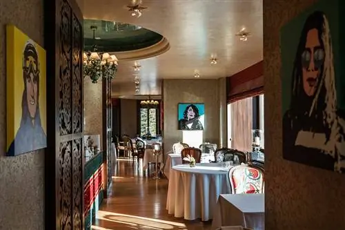 Интерьер Da Vittorio в отеле Carlton St. Moritz