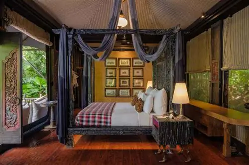 Гостевая комната в отеле Capella Ubud, курорт Бали. Гостевая комната в отеле Capella Ubud, курорт Бали.