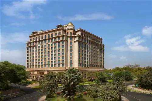 Внешний вид отеля Leela Palace в Нью-Дели Внешний вид отеля Leela Palace в Нью-Дели