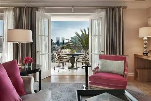 Суперлюкс «Гранд» на полуострове Беверли-Хиллз