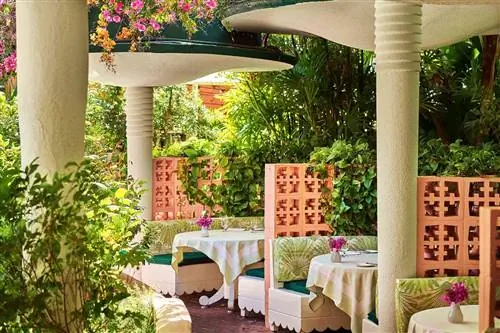 Ужин в отеле Беверли Хиллз