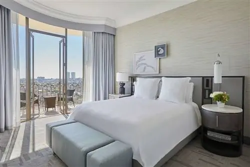 Гостевая комната в Beverly Wilshire, Beverly Hills, A Four Seasons Hotel