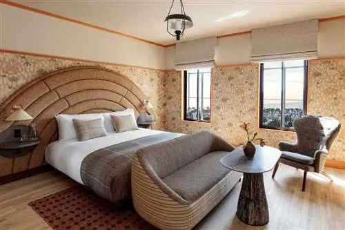 Гостевая комната в отеле Santa Monica Proper