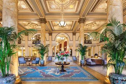 Вход в InterContinental The Willard Washington DC