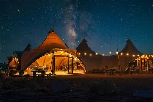 Под Каньоном Гранд-Каньон ночью с видом на Млечный Путь