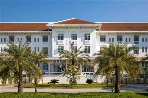 Внешний вид Raffles Grand Hotel D'Angkor