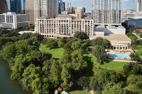 Внешний вид с воздуха на отель Four Seasons Austin