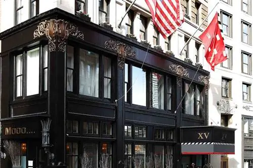 Фасад отеля XV Beacon.