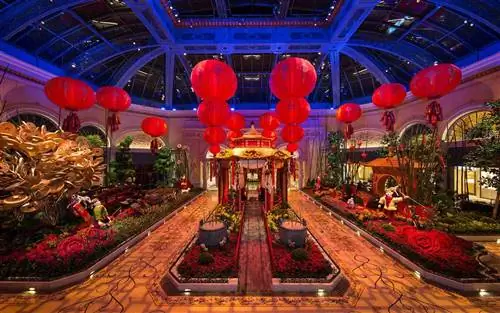 Празднование китайского Нового года по лунному календарю в отеле Bellagio MGM Las Vegas