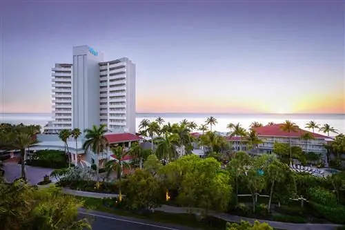 Внешний вид LaPlaya Beach & Golf Resort