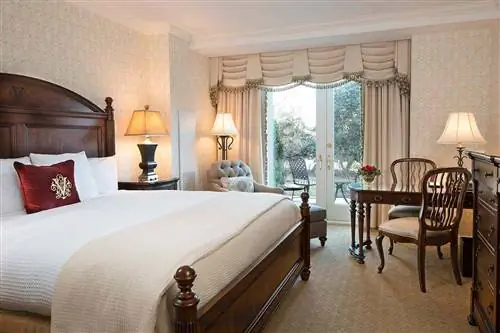 Гостевая комната в отеле Inn on Biltmore Estate, Эшвилл, Северная Каролина.