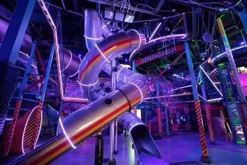 Выставка Meow Wolf’s Omega Mart