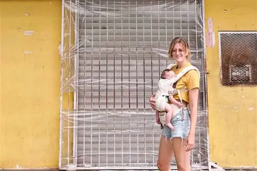 Амелия Эдельман путешествует с новорожденным в Белизе во время декретного отпуска