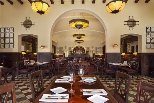 Голливуд Браун Дерби