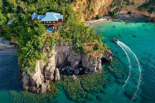 Вид с воздуха на Secret Bay, Доминика