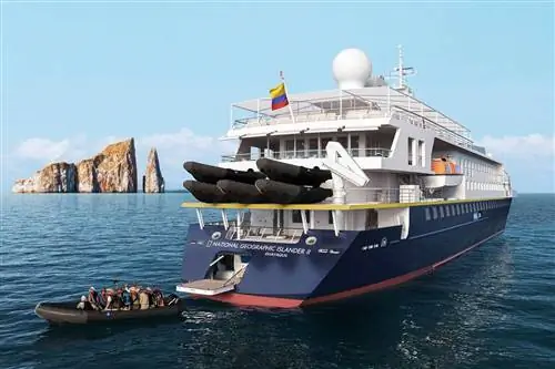 Группа на лодке-зодиаке из Линдблад/National Geographic.