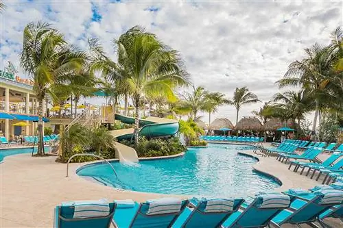Бассейн в отеле Margaritaville Hollywood Beach Resort