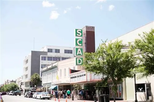 Центр города Саванна с SCAD