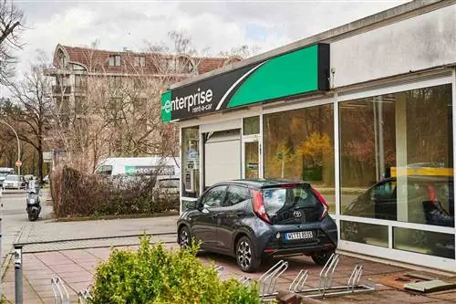 Пункт проката автомобилей An Enterprise в Берлине, Германия