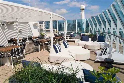 Солярий Retreat на борту круизного лайнера Celebrity Millennium