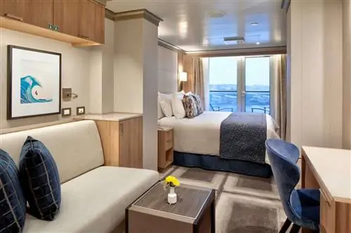 Люкс на борту круизного лайнера Holland America Rotterdam.