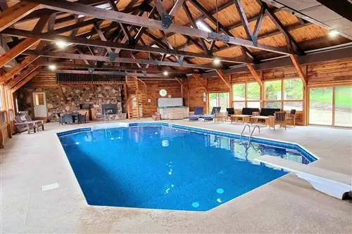 Крытый бассейн в аренду Airbnb