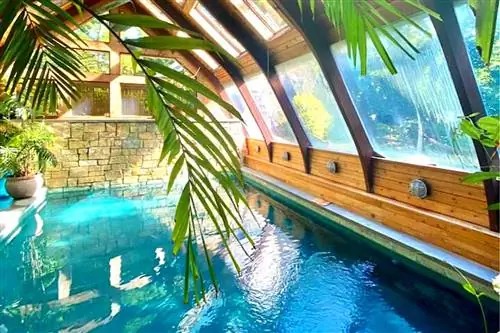 10 самых крутых Airbnbs с крытыми бассейнами
