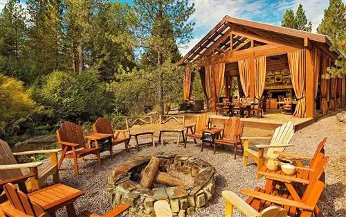 Размещение в каютах в Paws Up