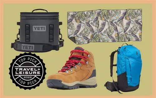 Коллаж из снаряжения для кемпинга и походов на красочном фоне