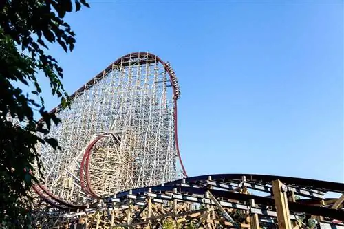американские горки на крутом спуске американские горки на крутом спуске