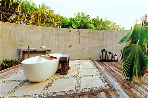 Ванна на открытом воздухе на курорте Vomo Island Resort на Фиджи