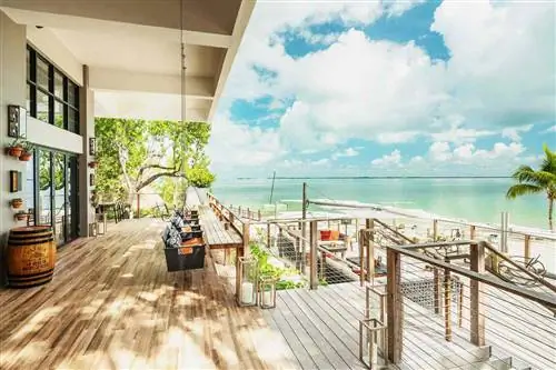 Ужин с видом на океан в отеле Baker's Cay Resort в Ки-Ларго