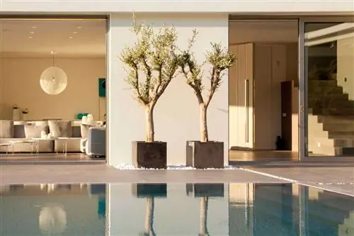 Вилла Роэллия в Порто Хели, Греция.